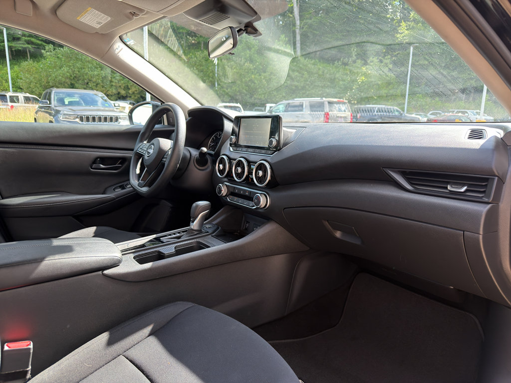 Certified 2025 Nissan Sentra S FWD image 18