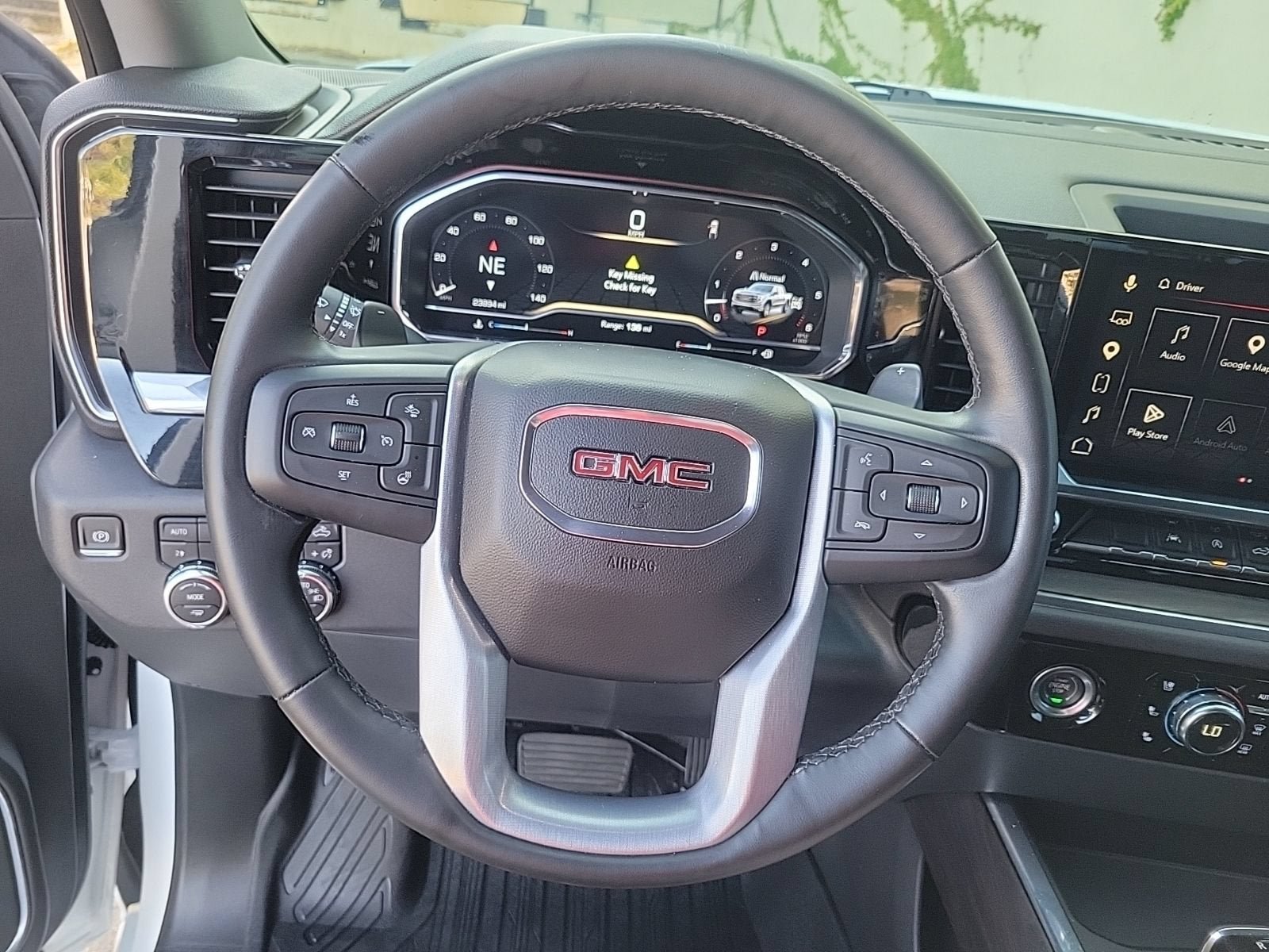 Used 2023 GMC Sierra 1500 SLT w/ SLT Premium Package AWD/4WD image 26