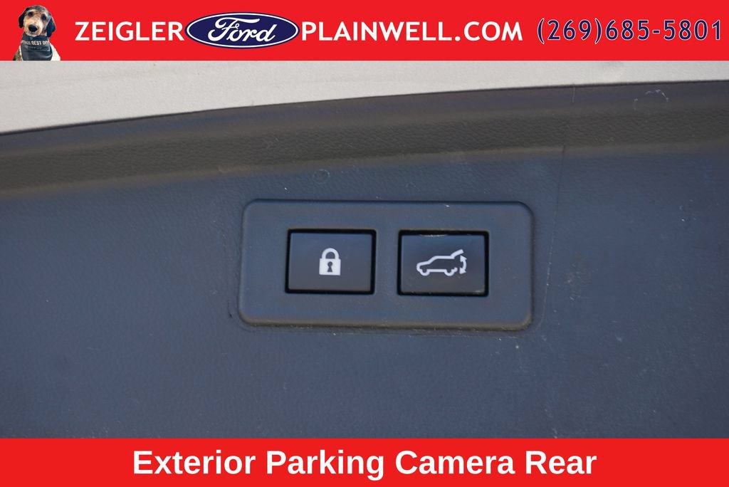 Used 2023 Subaru Outback Premium AWD/4WD image 11