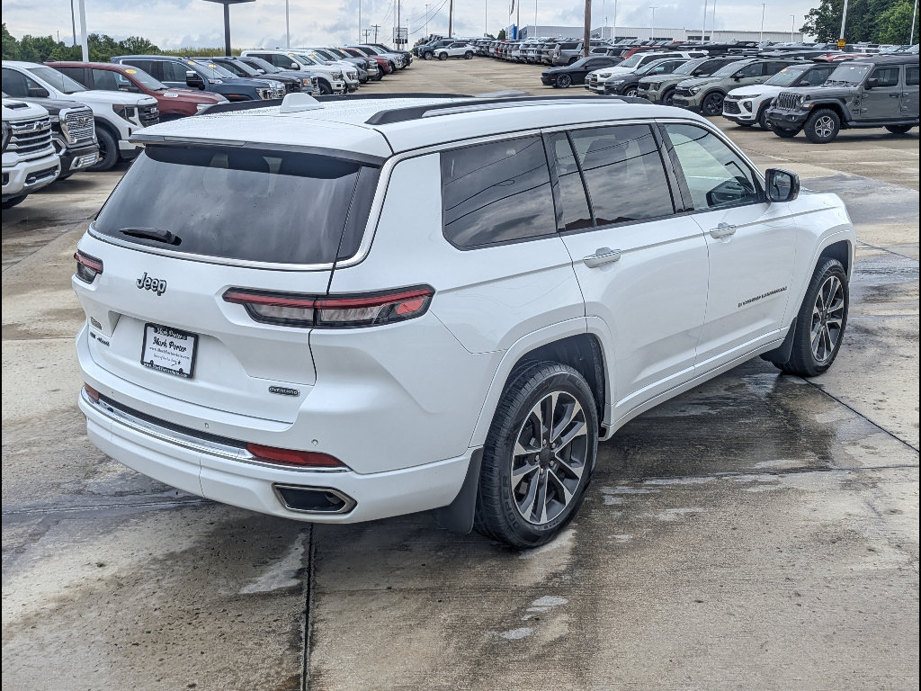 Used 2023 Jeep Grand Cherokee L Overland w/ Rear Seat Video Group I AWD/4WD image 7