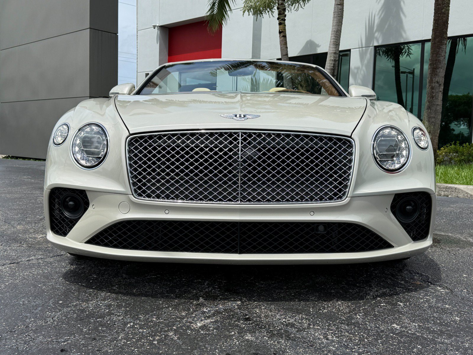 Used 2023 Bentley Continental GT Mulliner AWD/4WD image 13