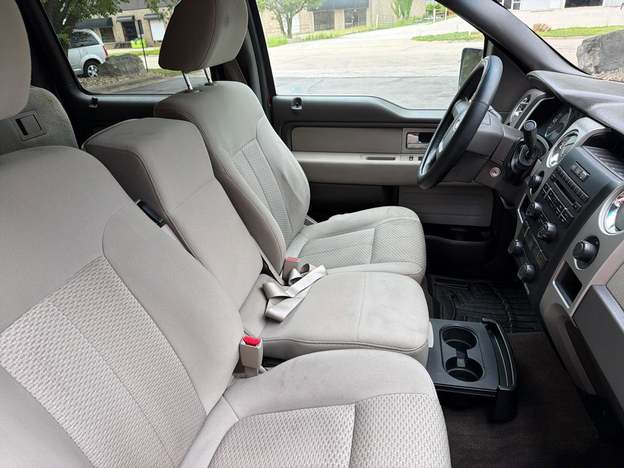 Used 2009 Ford F150 XLT AWD/4WD image 30