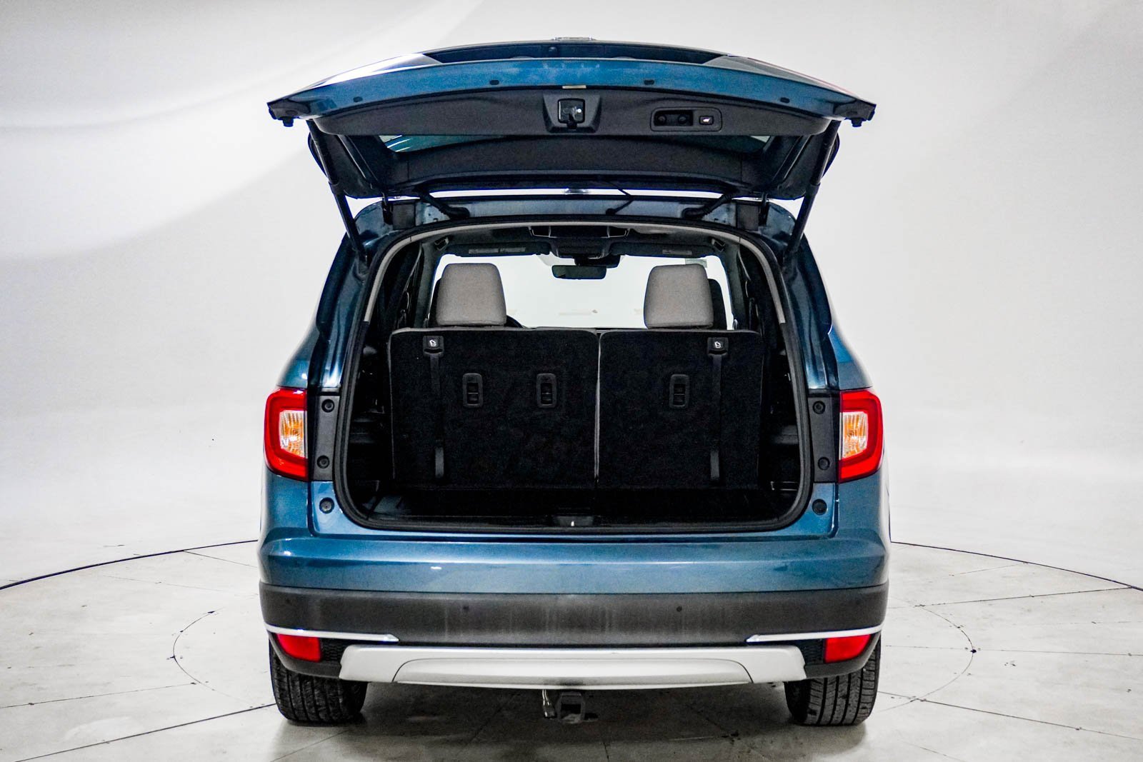 Used 2020 Honda Pilot Touring image 8