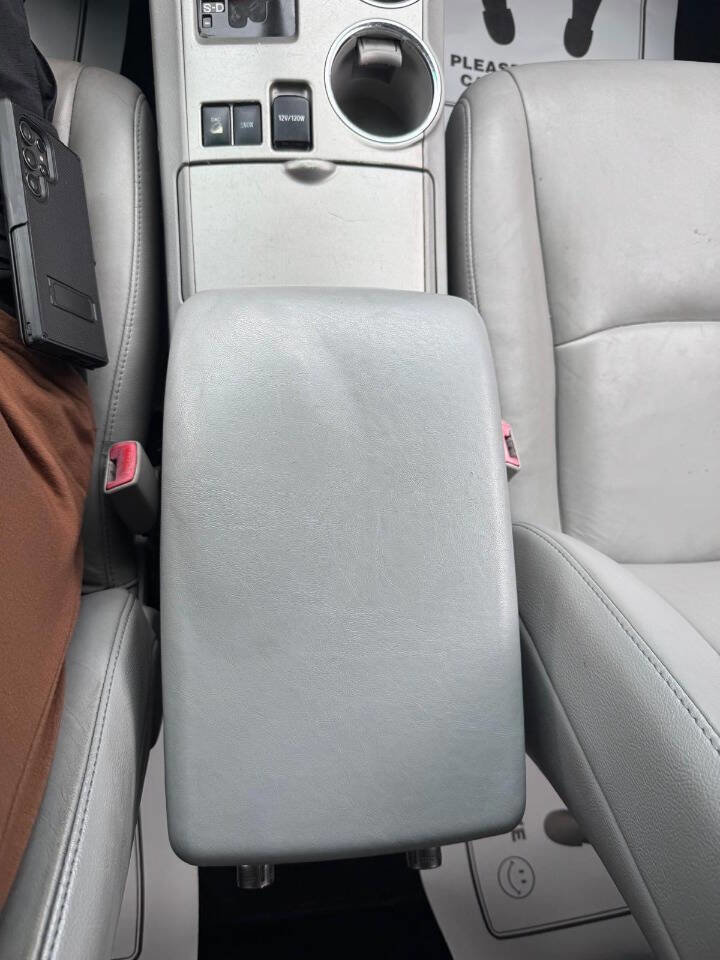 Used 2013 Toyota Highlander SE image 38