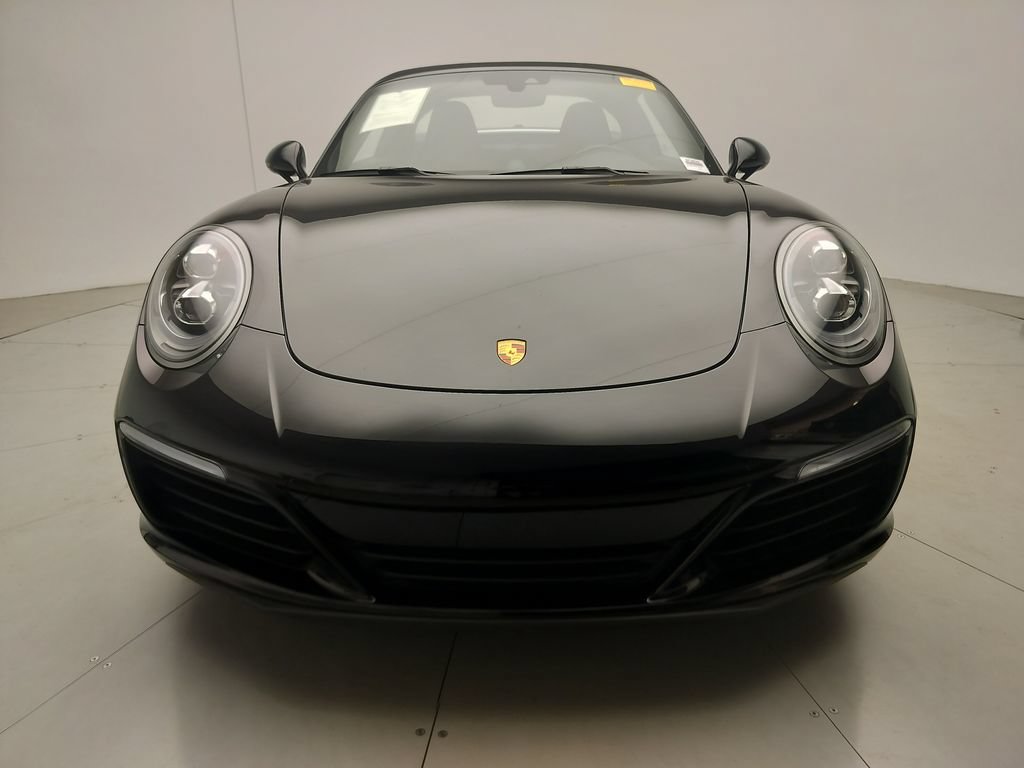 Certified 2019 Porsche 911 Targa 4S AWD/4WD image 2