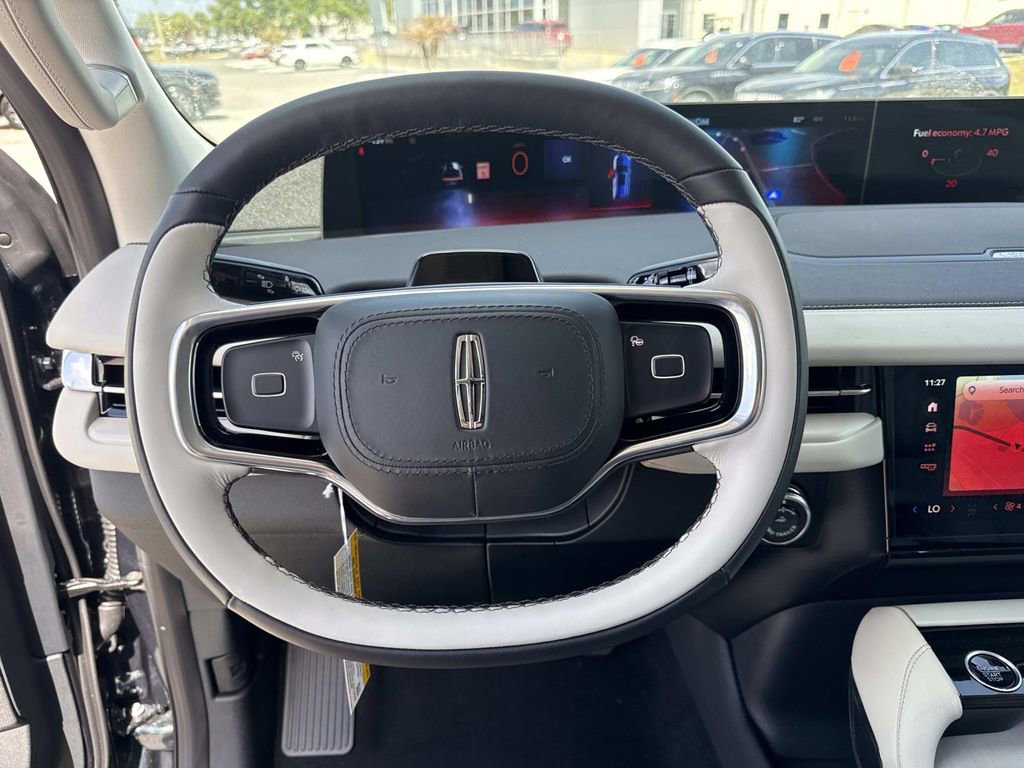 New 2026 Lincoln Navigator Reserve image 28