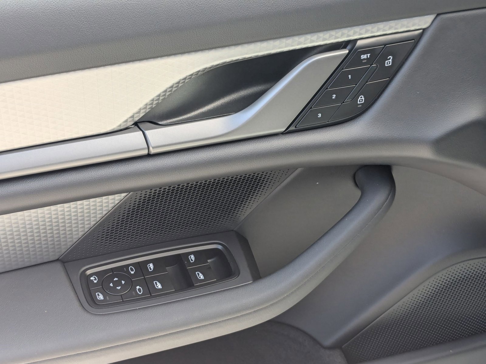 New 2025 Porsche Taycan 4 Cross Turismo image 14