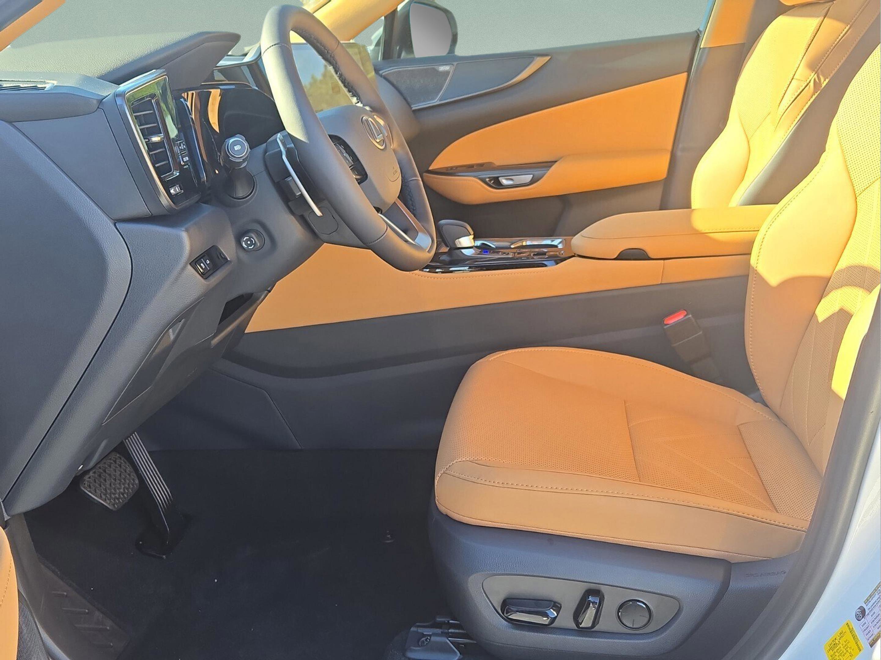 New 2026 Lexus NX 350 AWD w/ Luxury Package image 3