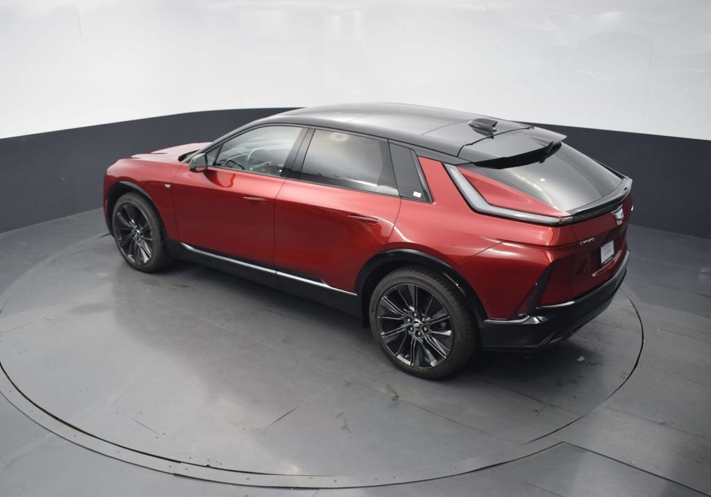 New 2026 Cadillac Lyriq Signature Sport w/ Nappa Leather Package AWD/4WD image 44
