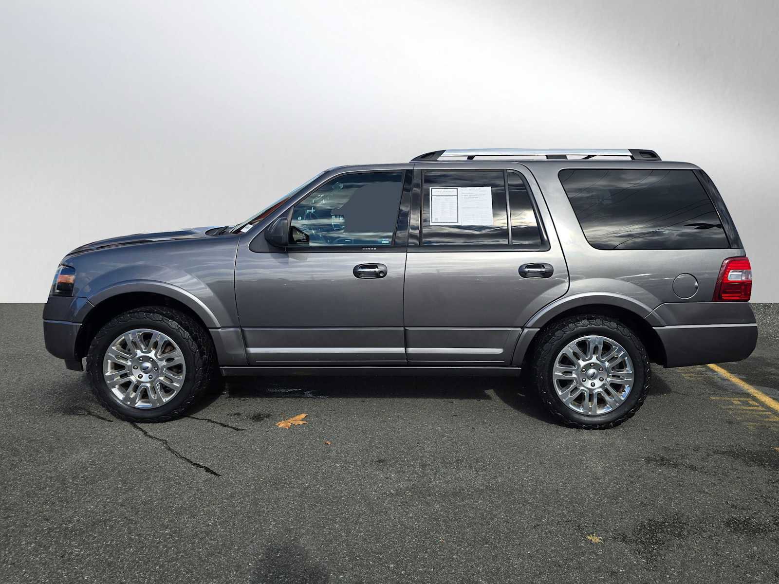 Used 2013 Ford Expedition Limited image 6