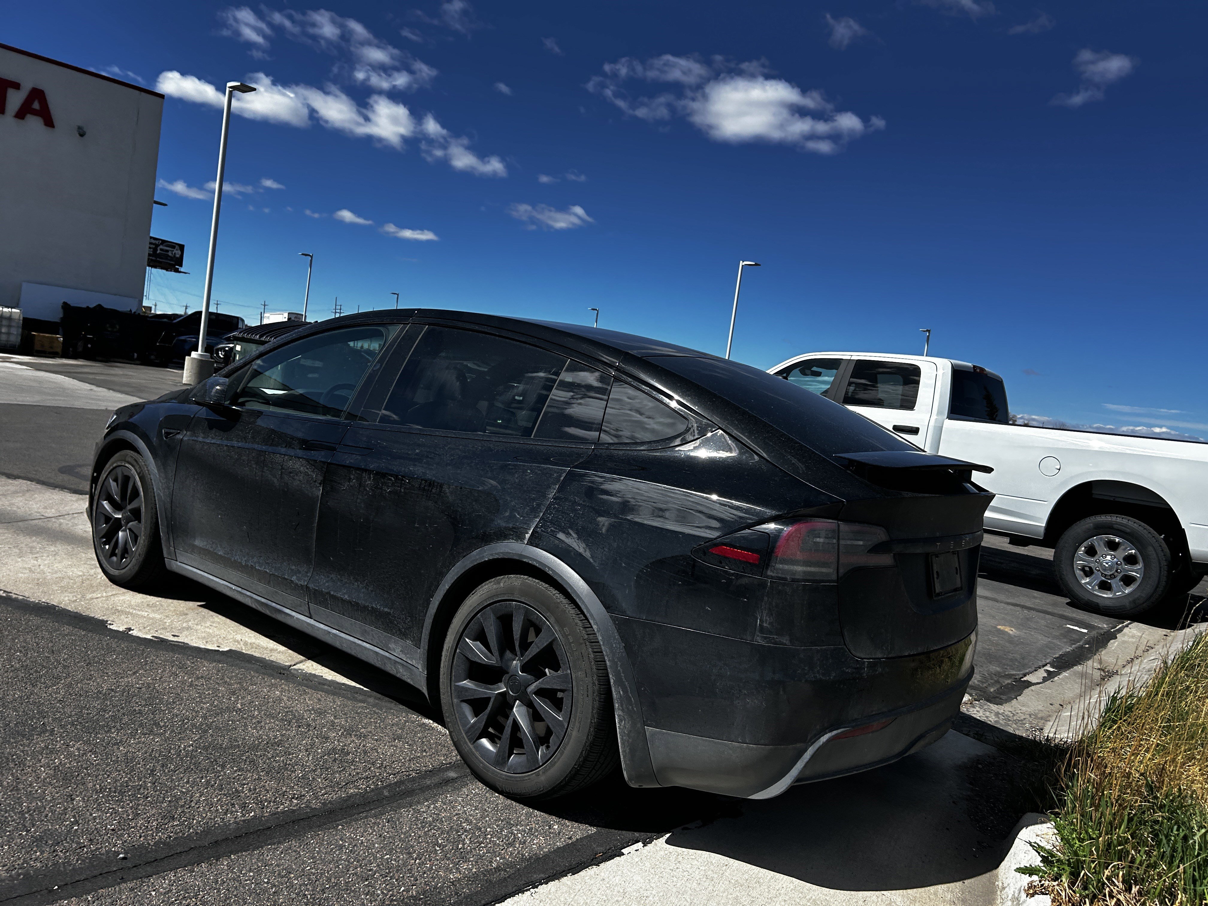 Used 2024 Tesla Model X AWD/4WD image 3