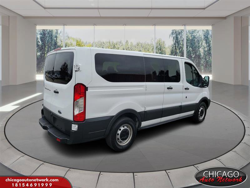 Used 2016 Ford Transit 150 XL image 3
