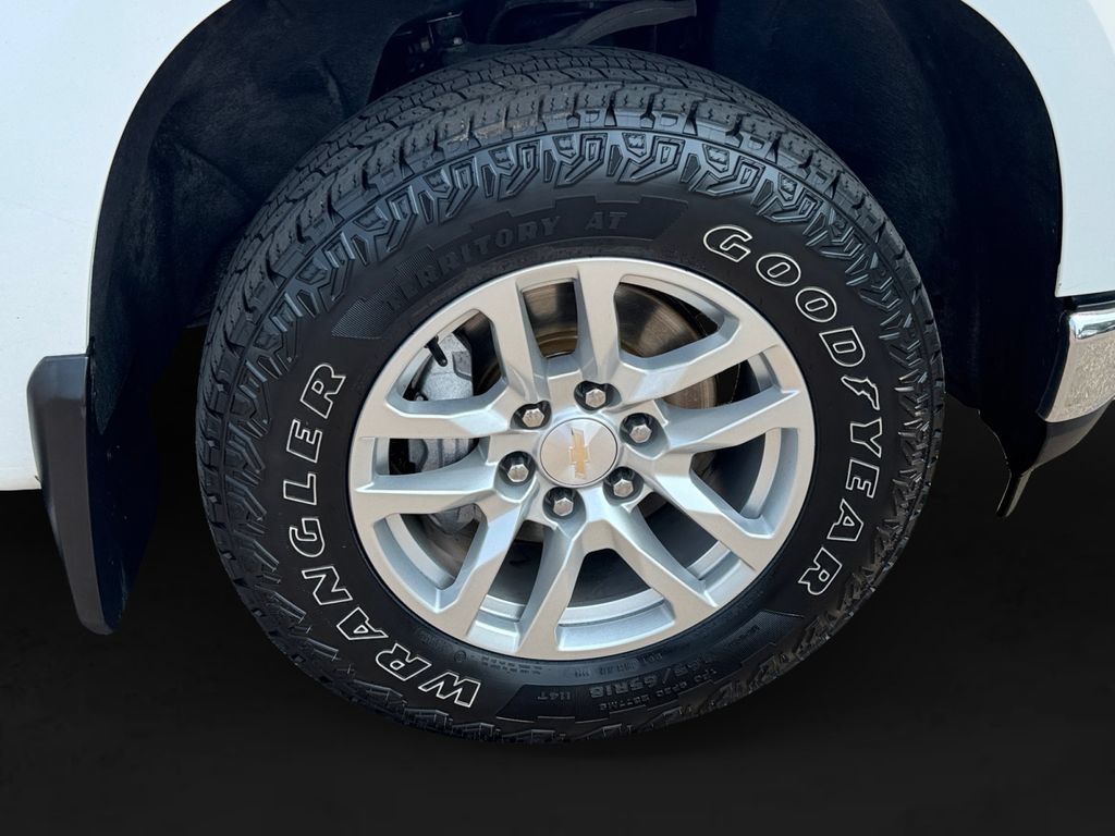 Used 2021 Chevrolet Silverado 1500 LT AWD/4WD image 13