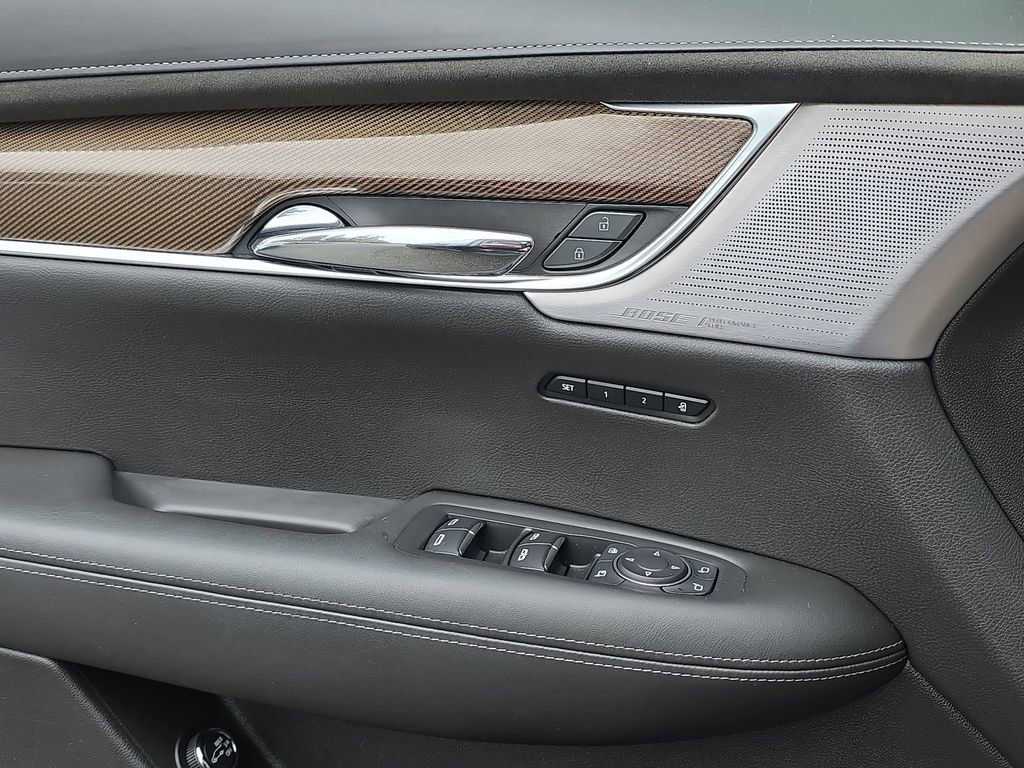Used 2020 Cadillac XT6 Sport w/ Platinum Package image 32