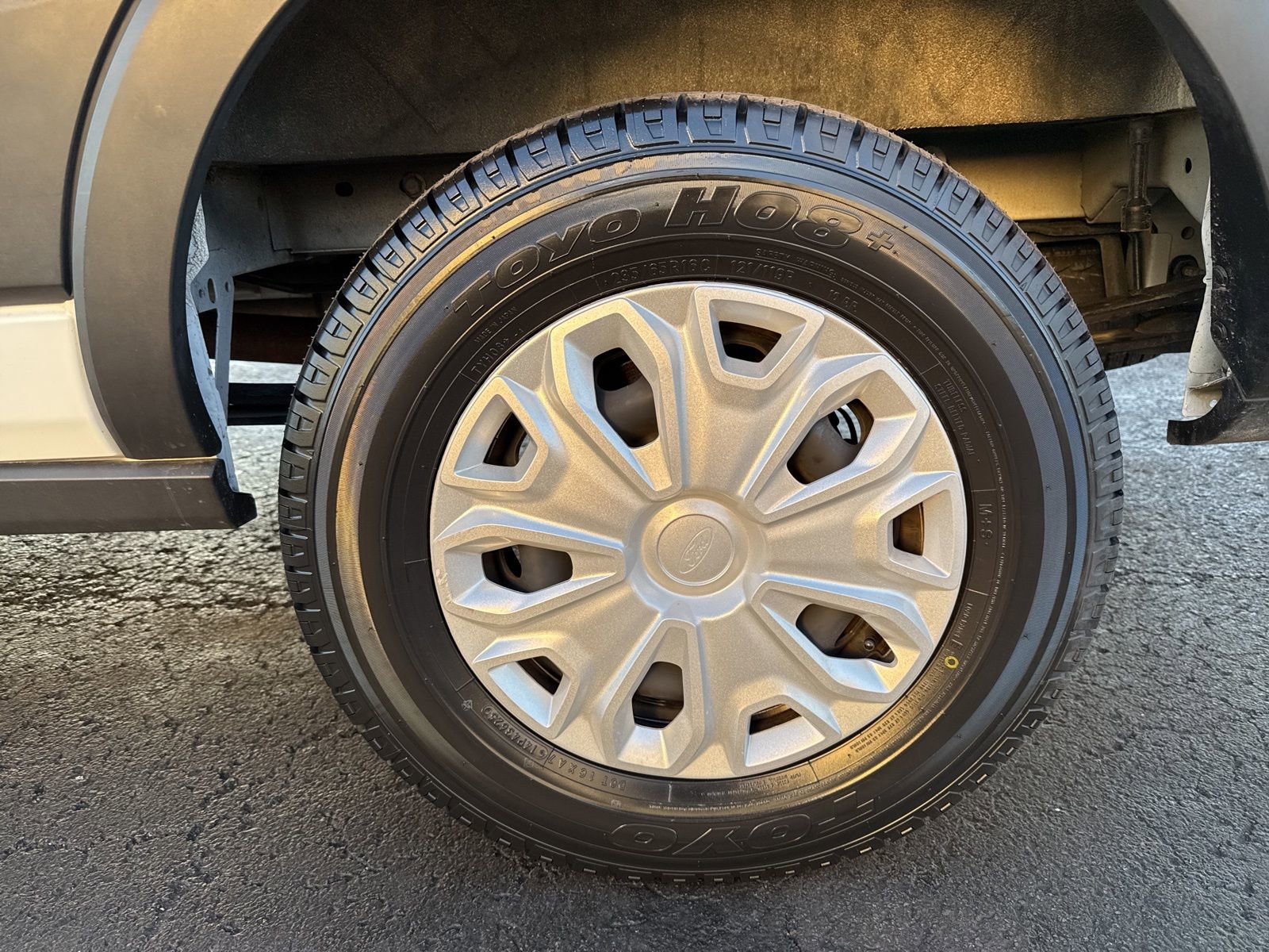 Used 2023 Ford Transit 350 XLT image 47