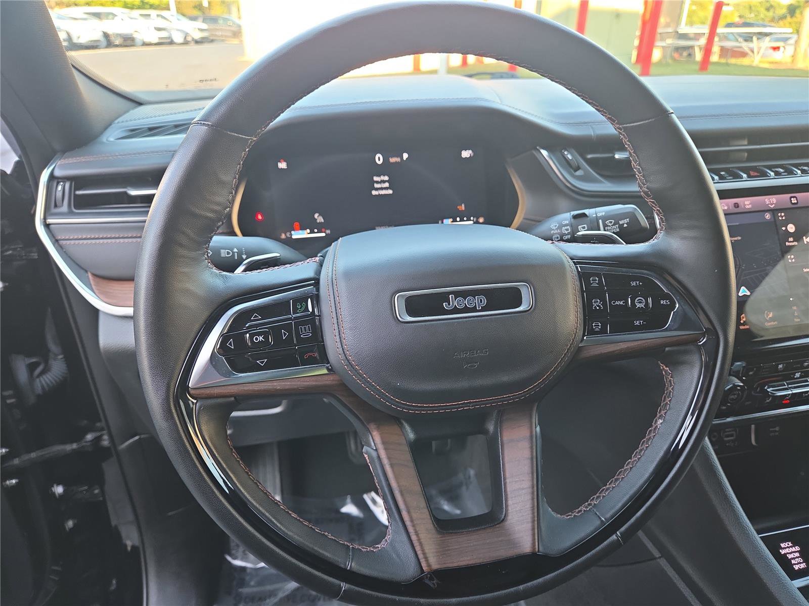 Used 2023 Jeep Grand Cherokee Summit w/ Adv Protech Group IV image 19