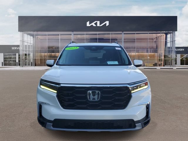 Used 2023 Honda Pilot Elite image 2