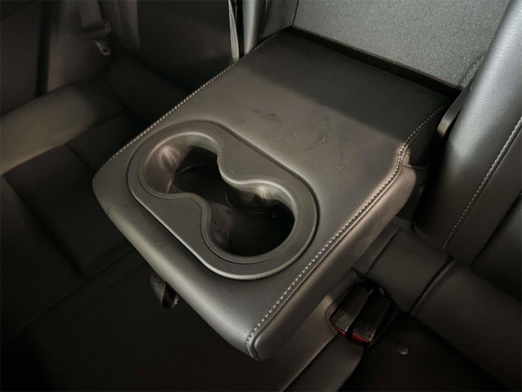 Certified 2023 Cadillac XT4 Luxury w/ Cold Weather Package image 19