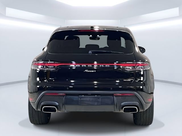 Certified 2023 Porsche Macan Turbo image 6