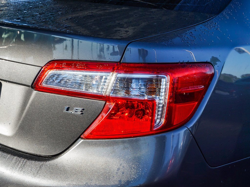 Used 2012 Toyota Camry LE image 8