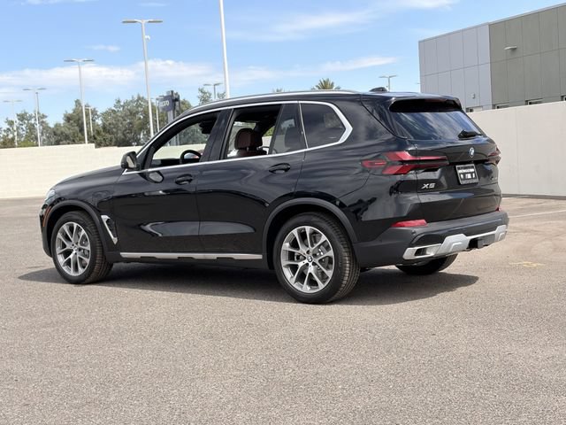 Used 2026 BMW X5 xDrive50e AWD/4WD image 8