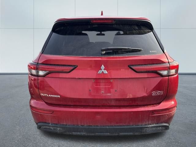 Used 2022 Mitsubishi Outlander ES image 6