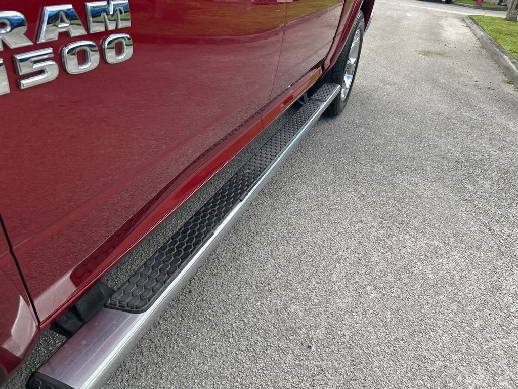 Used 2014 RAM 1500 Laramie w/ Convenience Group image 16