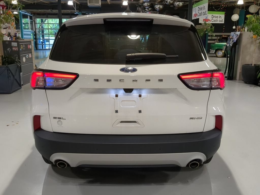 Used 2022 Ford Escape SEL AWD/4WD image 9