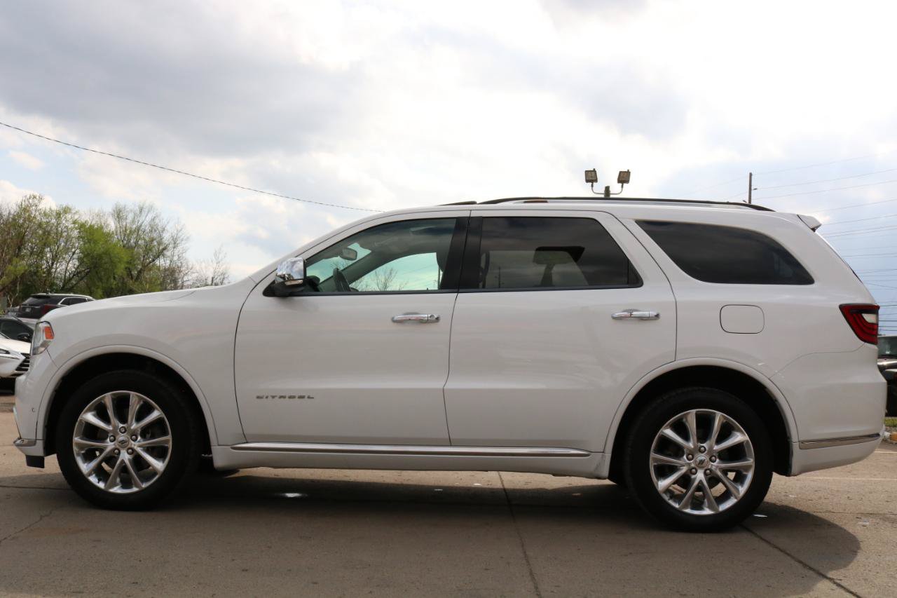 Used 2019 Dodge Durango Citadel w/ Technology Group AWD/4WD image 18