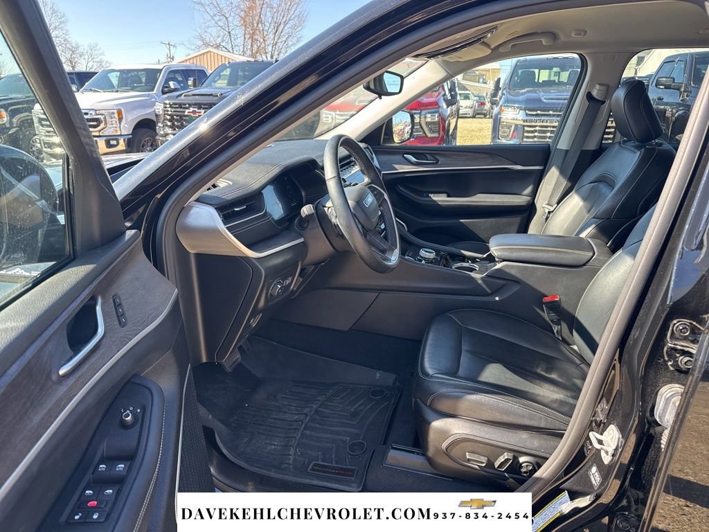 Used 2022 Jeep Grand Cherokee Limited w/ Trailer Tow Prep Group (B) image 10