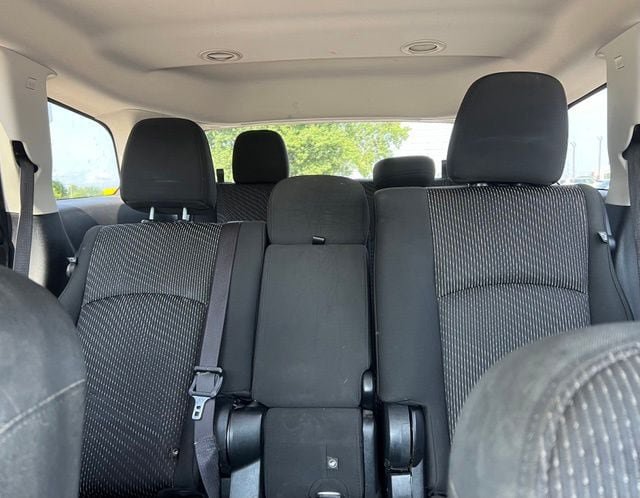 Used 2020 Dodge Journey SE w/ SE Popular Equipment Group FWD image 22