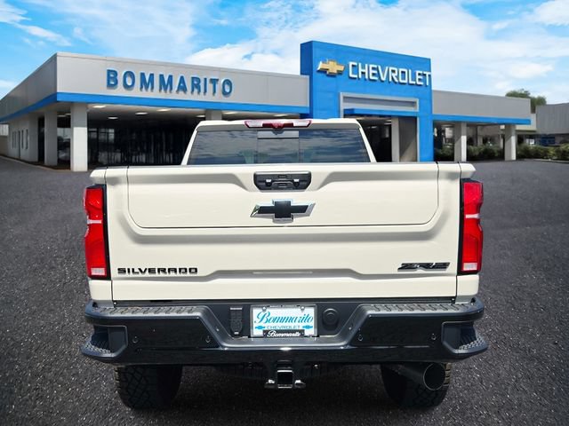 New 2026 Chevrolet Silverado 2500 ZR2 w/ LPO, Dark Essentials Package AWD/4WD image 4