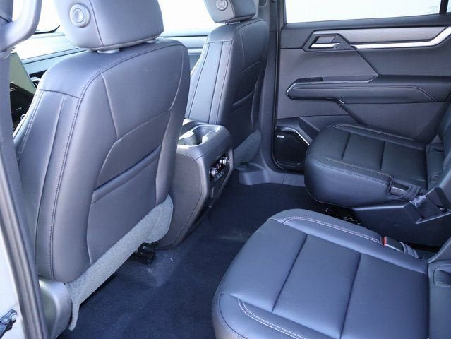 New 2026 GMC Acadia Elevation w/ Elevation Premium Package FWD image 13