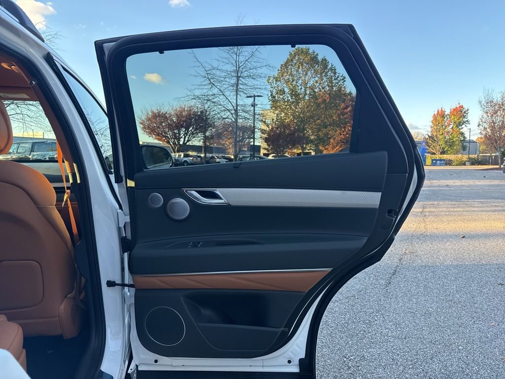 New 2026 Genesis GV80 2.5T Advanced image 31