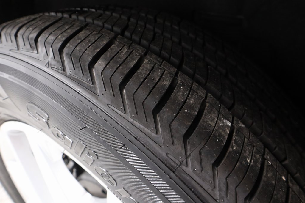 Used 2024 Chevrolet Equinox LT image 20