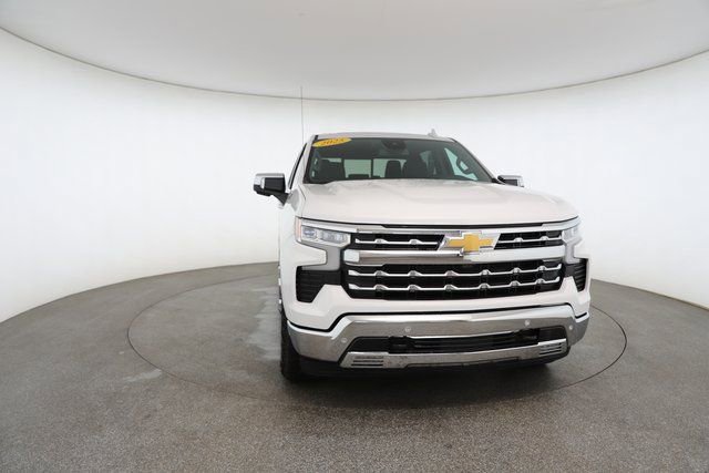 Used 2025 Chevrolet Silverado 1500 LTZ w/ Z71 Off-Road Package image 29