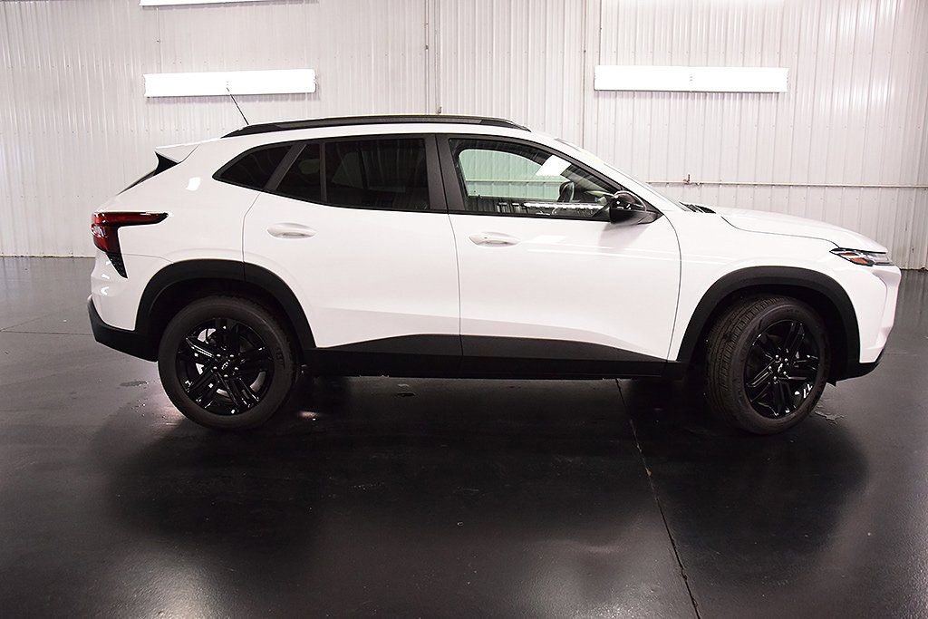 New 2025 Chevrolet Trax ACTIV image 8