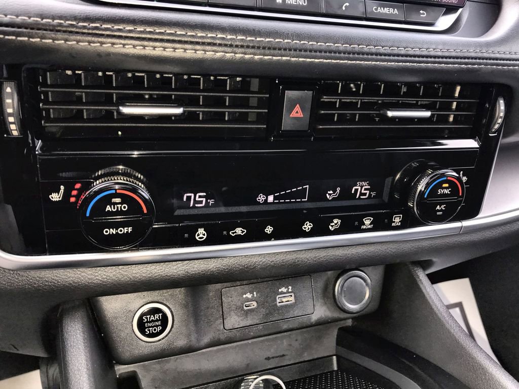 Used 2022 Nissan Rogue SV w/ SV Premium Package image 18