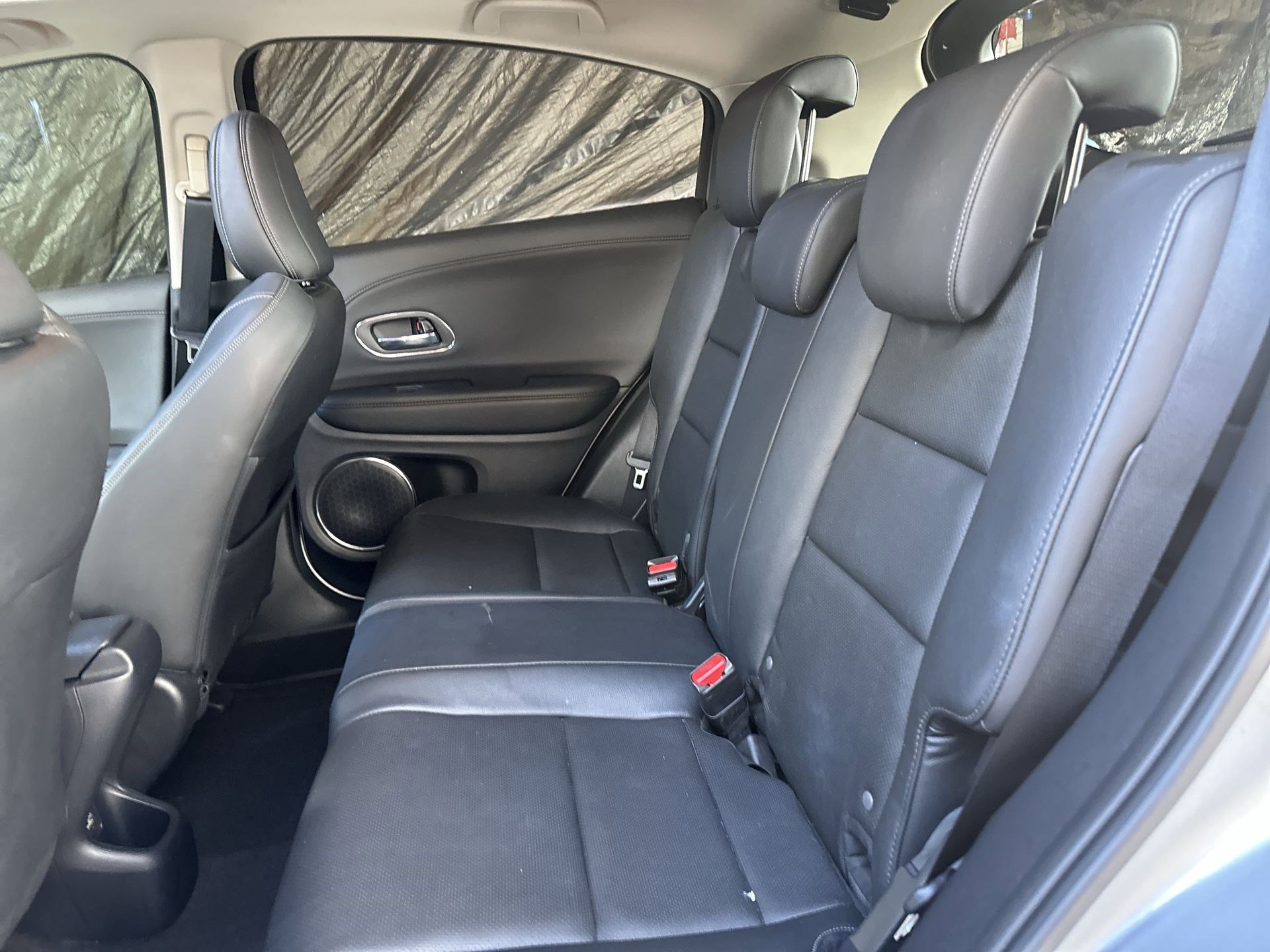 Used 2020 Honda HR-V Touring image 25