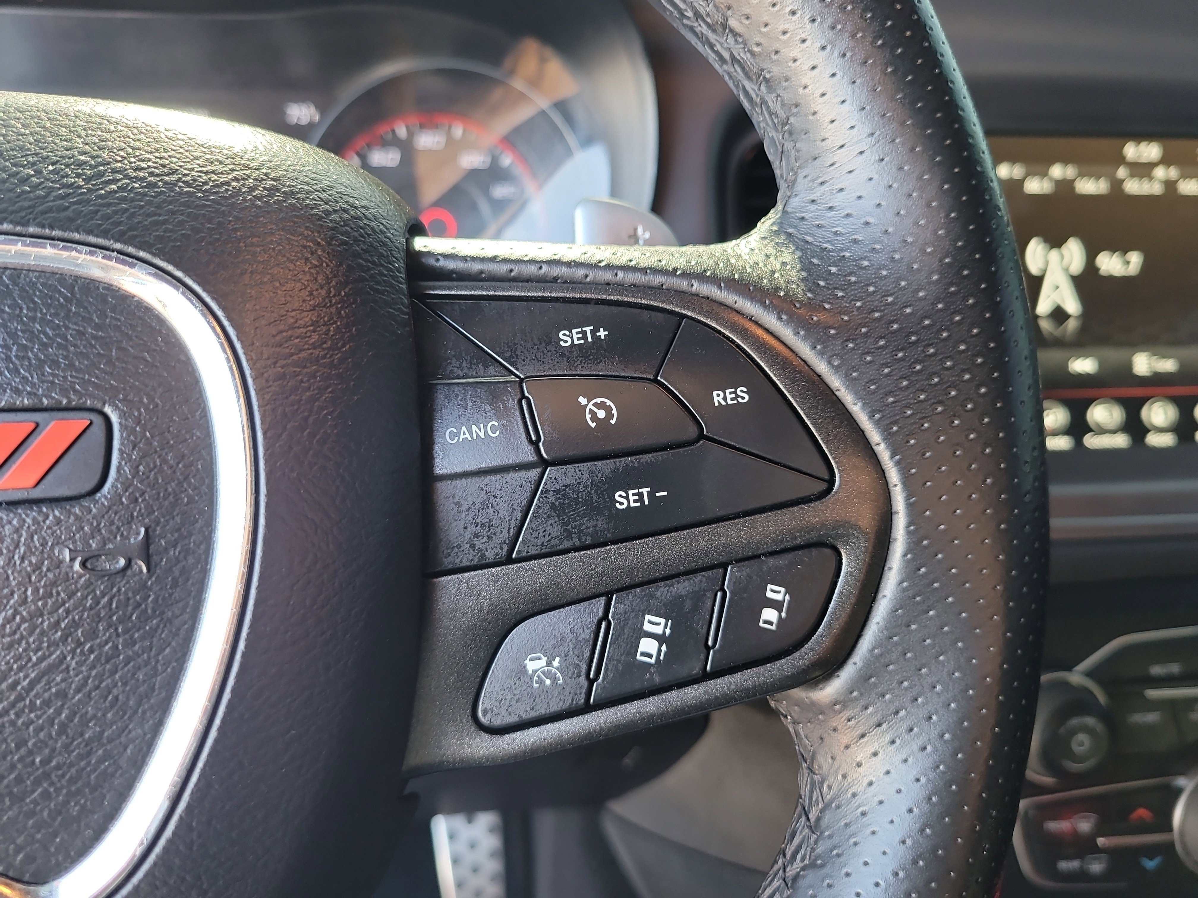 Used 2023 Dodge Charger R/T w/ Performance Handling Group image 27