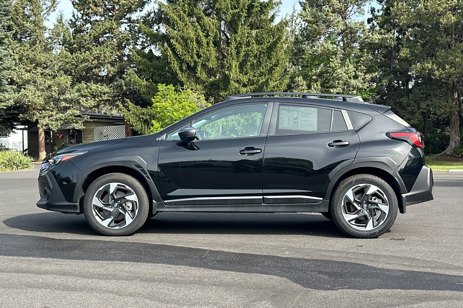 Used 2024 Subaru Crosstrek 2.5i Limited w/ Crosstrek Mirror Package AWD/4WD image 7