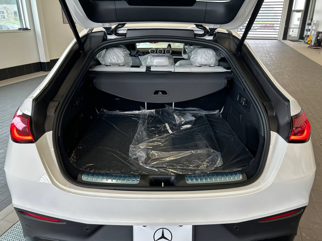 New 2027 Mercedes-Benz GLC 300 4MATIC image 7