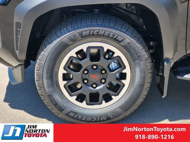 New 2026 Toyota 4Runner TRD Off-Road Premium AWD/4WD image 9