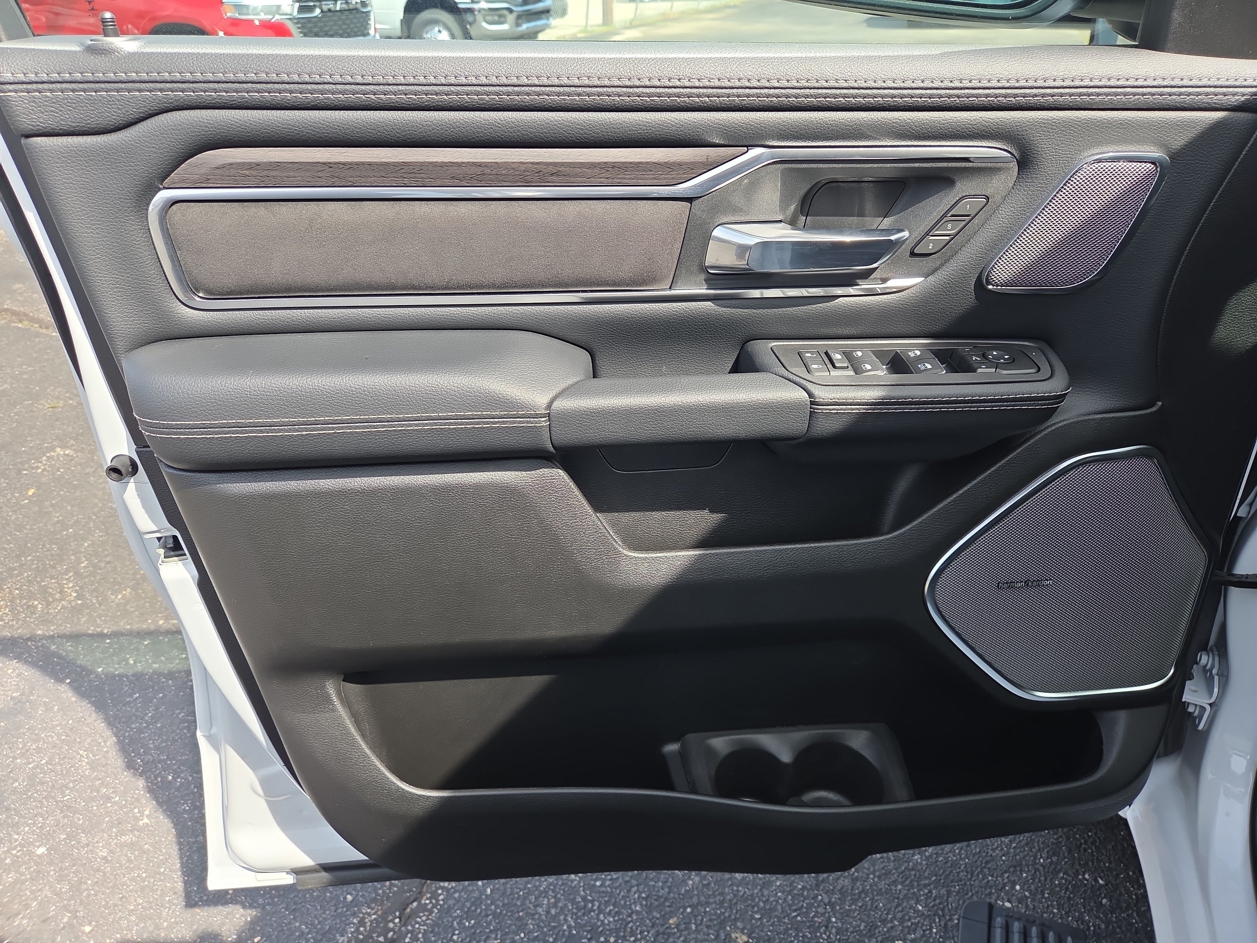 New 2026 RAM 1500 Laramie w/ Night Edition AWD/4WD image 5