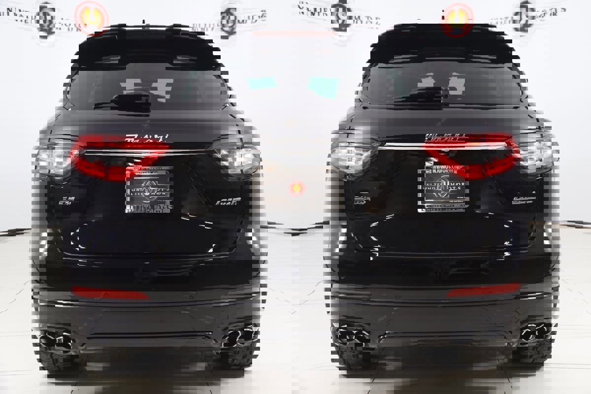 Used 2018 Maserati Levante S GranSport image 52
