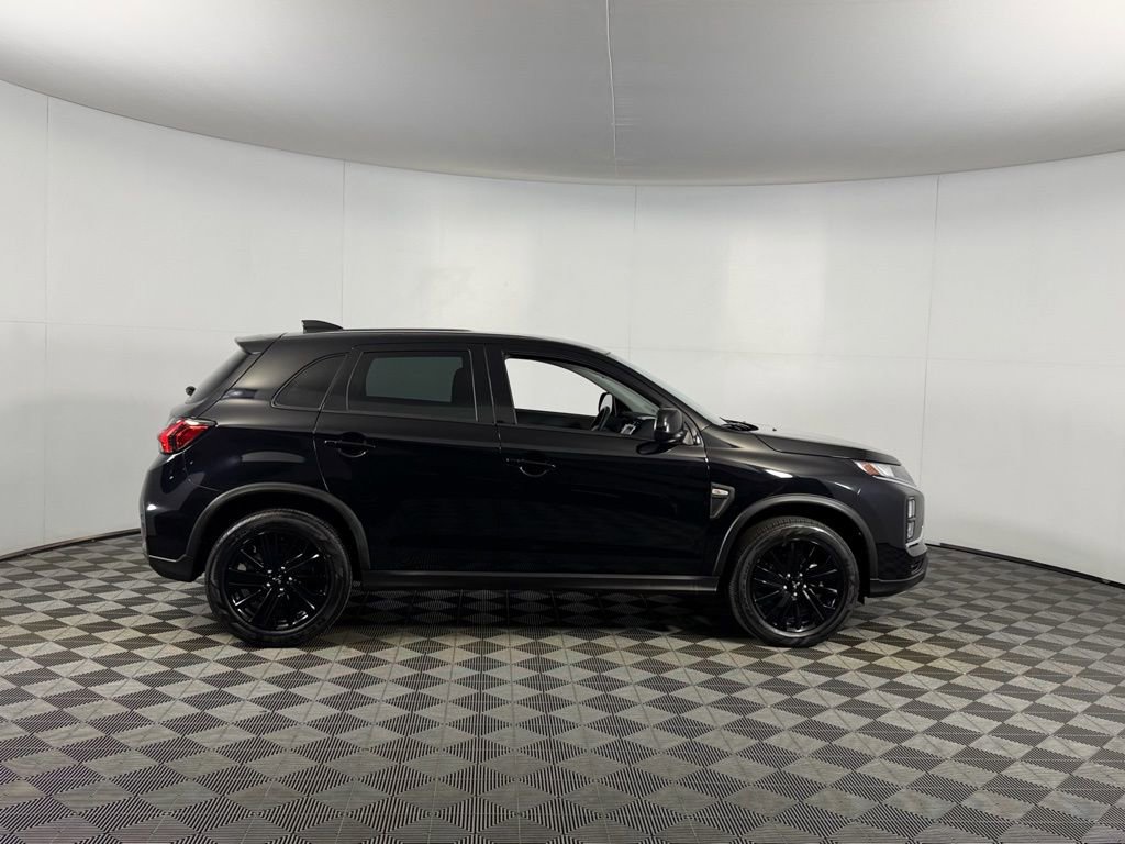 Used 2025 Mitsubishi Outlander Sport LE image 5
