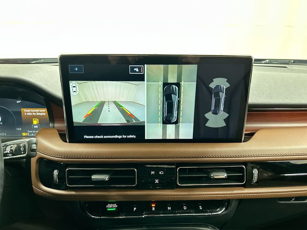 Used 2023 Lincoln Nautilus Reserve w/ Equipment Group 202A image 15