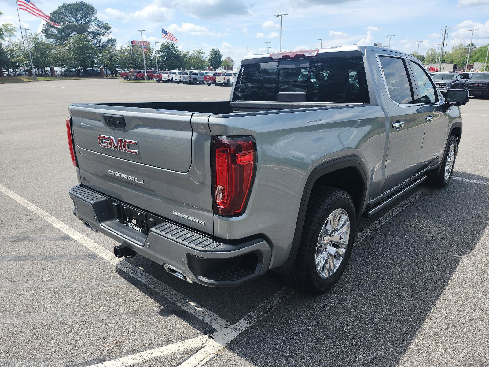 Certified 2024 GMC Sierra 1500 Denali image 3