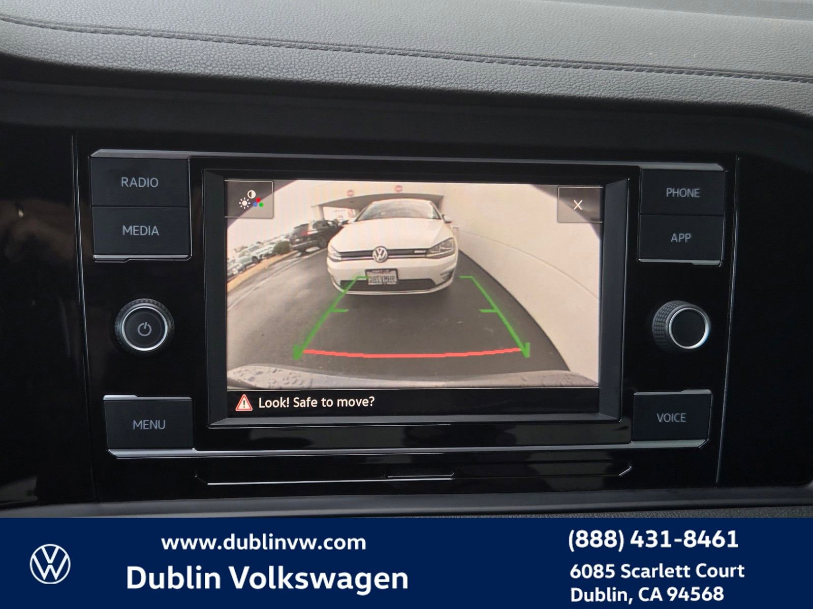 Certified 2020 Volkswagen Jetta R-Line w/ R-Line Cold Weather Package image 16