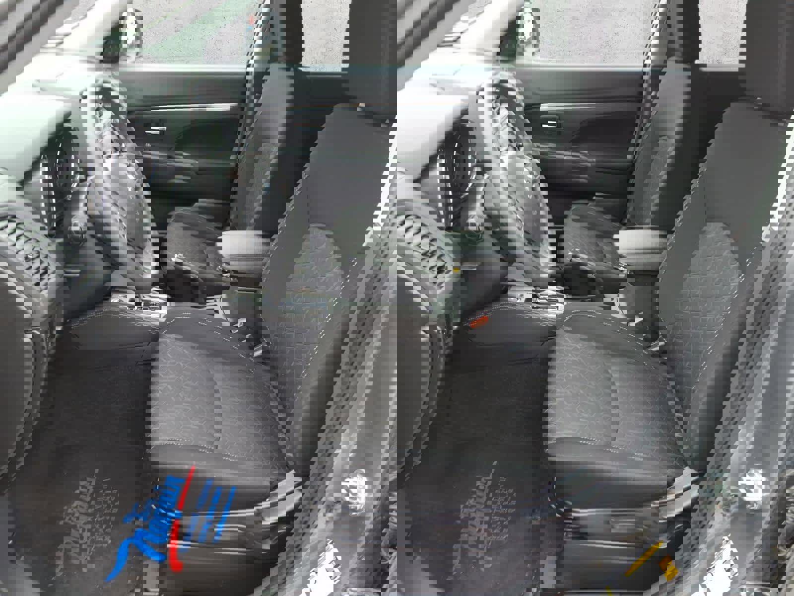 Used 2025 Mitsubishi Outlander Sport ES image 4